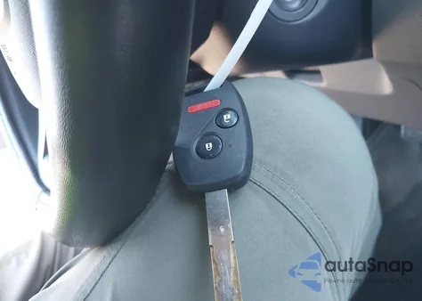 2011 Honda Cr-V Lx z USA, uszkodzony, nr VIN 5J6RE3H39BL037083